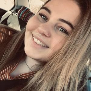 Meet your Posher, Amelia